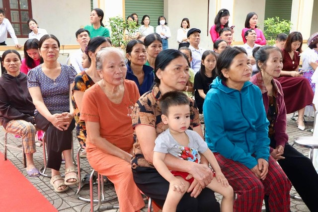 Hà Tĩnh đồng loạt khởi công trường nội trú vùng biên, tiếp sức học sinh vượt khó- Ảnh 2.