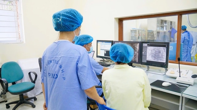 Can thiệp tim mạch cho trẻ mắc bệnh lý tim bẩm sinh ở Hải Phòng- Ảnh 2.