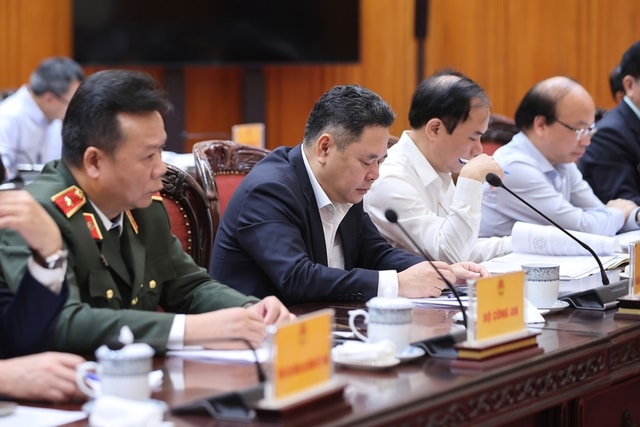 Thủ tướng đồng ý ứng ngân sách Nhà nước hỗ trợ bình ổn giá xăng dầu- Ảnh 3. Thủ tướng đồng ý ứng ngân sách Nhà nước hỗ trợ bình ổn giá xăng dầu- Ảnh 3.