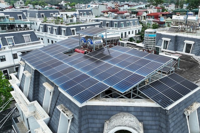 Chuyên gia đề xuất giải pháp giảm áp lực lên hệ thống điện trước mùa nắng nóng cao điểm- Ảnh 1. Chuyên gia đề xuất giải pháp giảm áp lực lên hệ thống điện trước mùa nắng nóng cao điểm- Ảnh 1.