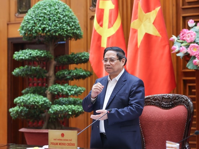 Thủ tướng: Mở rộng diện mua nhà ở xã hội, nâng trần thu nhập lên 50 triệu đồng/tháng- Ảnh 2. Thủ tướng: Mở rộng diện mua nhà ở xã hội, nâng trần thu nhập lên 50 triệu đồng/tháng- Ảnh 2.