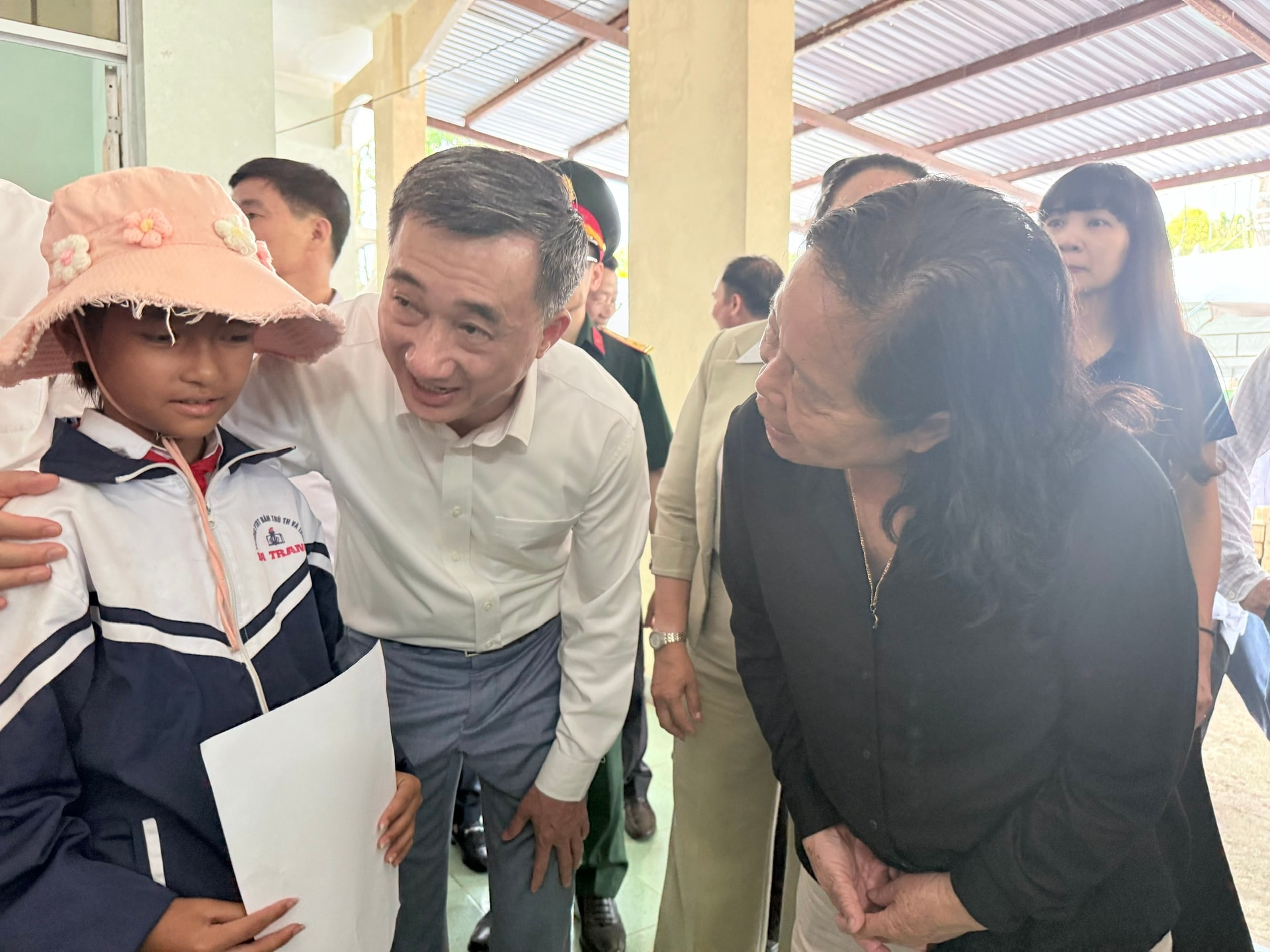 Lan tỏa tinh thần phụng sự vì sức khỏe nhân dân từ vùng đất mang tên liệt sĩ, bác sĩ Đặng Thùy Trâm- Ảnh 11.