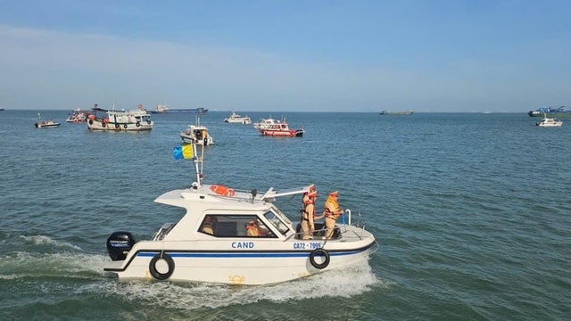 TPHCM không để hình thành các băng, nhóm tội phạm nguy hiểm hoạt động lộng hành- Ảnh 1. TPHCM không để hình thành các băng, nhóm tội phạm nguy hiểm hoạt động lộng hành- Ảnh 1.