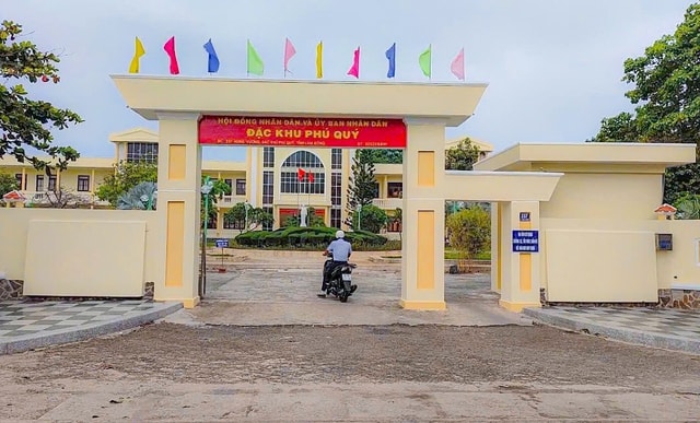 Đặc khu Phú Quý đề xuất tăng phụ cấp, gỡ khó giao thông và y tế- Ảnh 2.