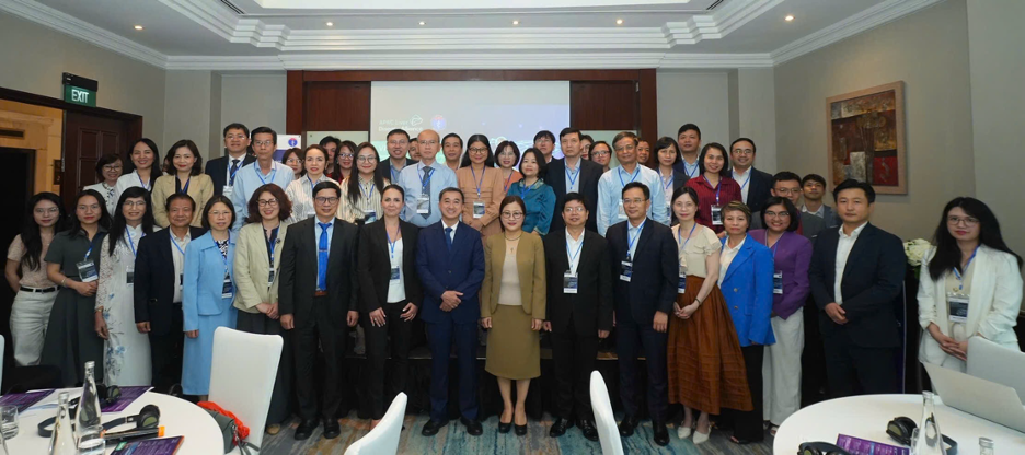 Ung thư gan vẫn là 'điểm nóng' y tế công cộng, cần chuyển mạnh từ điều trị muộn sang phát hiện sớm- Ảnh 3.