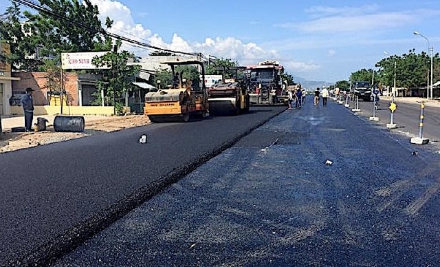 Nhựa đường tăng giá, nhiều dự án bảo trì đường bộ chậm nhịp, Cục Đường bộ chỉ đạo thế nào?