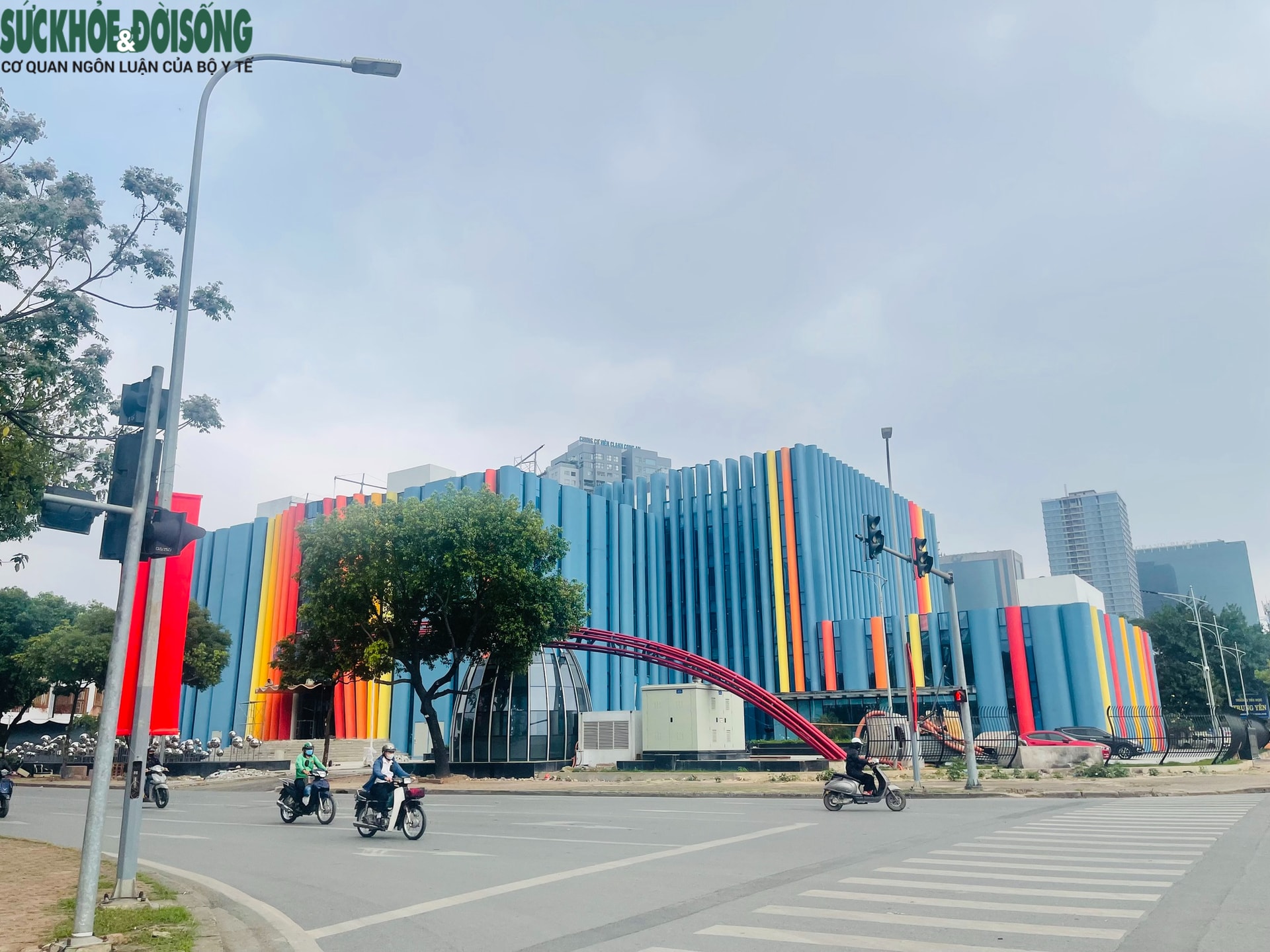 Cận cảnh Nhà hát Tuổi Trẻ cơ sở 2 với diện mạo khác biệt- Ảnh 1.