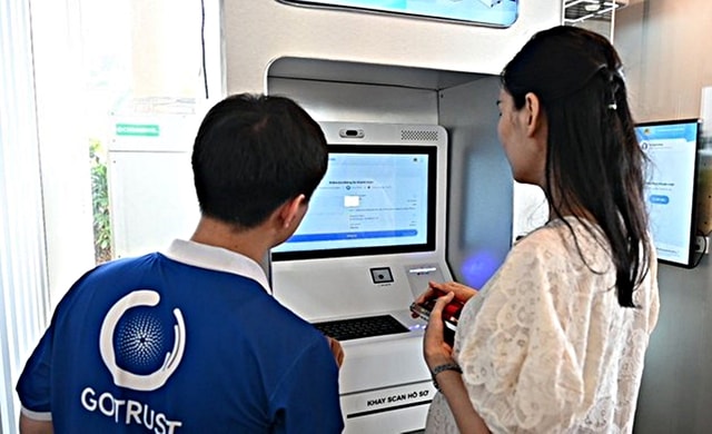 ‘Số hóa’ đời sống: Người dân TPHCM sẽ được hưởng gì?- Ảnh 1. ‘Số hóa’ đời sống: Người dân TPHCM sẽ được hưởng gì?- Ảnh 1.