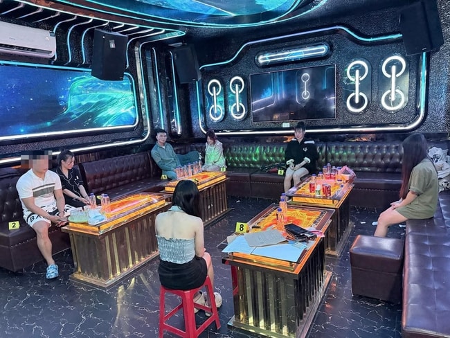 Khởi tố 6 bị can tổ chức sử dụng ma túy tại karaoke Thúy Nga- Ảnh 1. Khởi tố 6 bị can tổ chức sử dụng ma túy tại karaoke Thúy Nga- Ảnh 1.