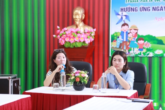 Chuyên gia tâm lý hướng dẫn cách giao tiếp, tương tác với trẻ tự kỷ- Ảnh 3. Chuyên gia tâm lý hướng dẫn cách giao tiếp, tương tác với trẻ tự kỷ- Ảnh 3.