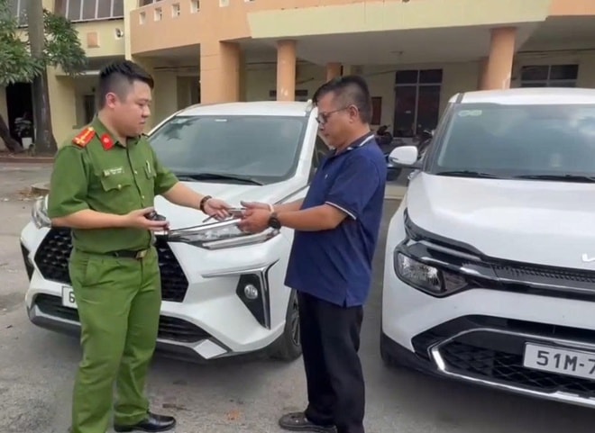 Triệt phá đường dây lừa đảo thuê xe tự lái đem cầm cố do 9X cầm đầu- Ảnh 3.