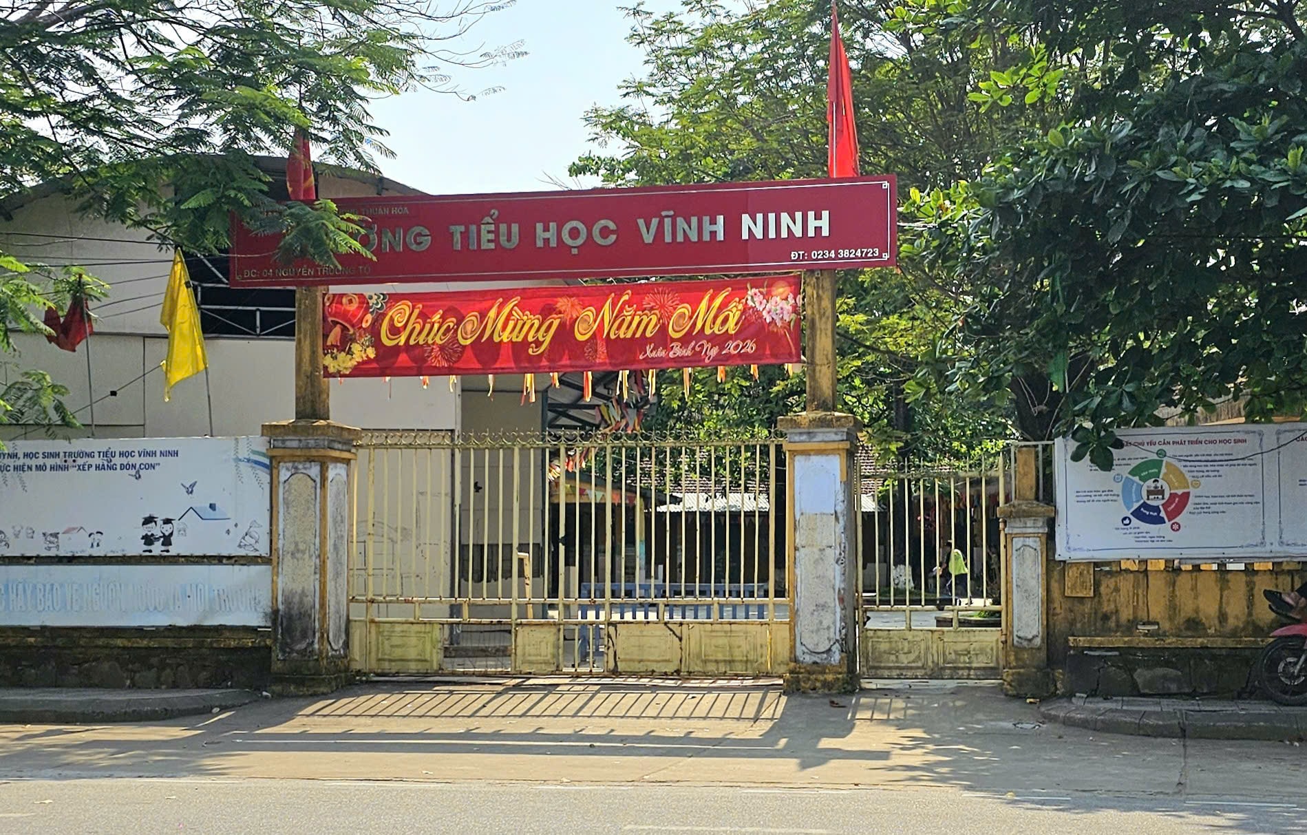 Phường ở Huế lên tiếng về thông tin 'giáo viên dùng thước đánh gãy tay học sinh'- Ảnh 1. Phường ở Huế lên tiếng về thông tin 'giáo viên dùng thước đánh gãy tay học sinh'- Ảnh 1.