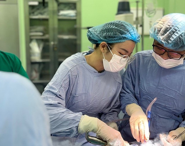 Không học môn Sinh ở phổ thông có khó theo đuổi khối ngành sức khỏe?- Ảnh 1. Không học môn Sinh ở phổ thông có khó theo đuổi khối ngành sức khỏe?- Ảnh 1.