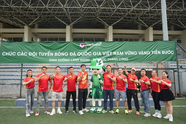 Herbalife Việt Nam cùng Liên đoàn Bóng đá Việt Nam tiếp sức Đội tuyển Bóng đá Quốc gia Việt Nam chuẩn bị cho mùa giải mới 2026- Ảnh 6.