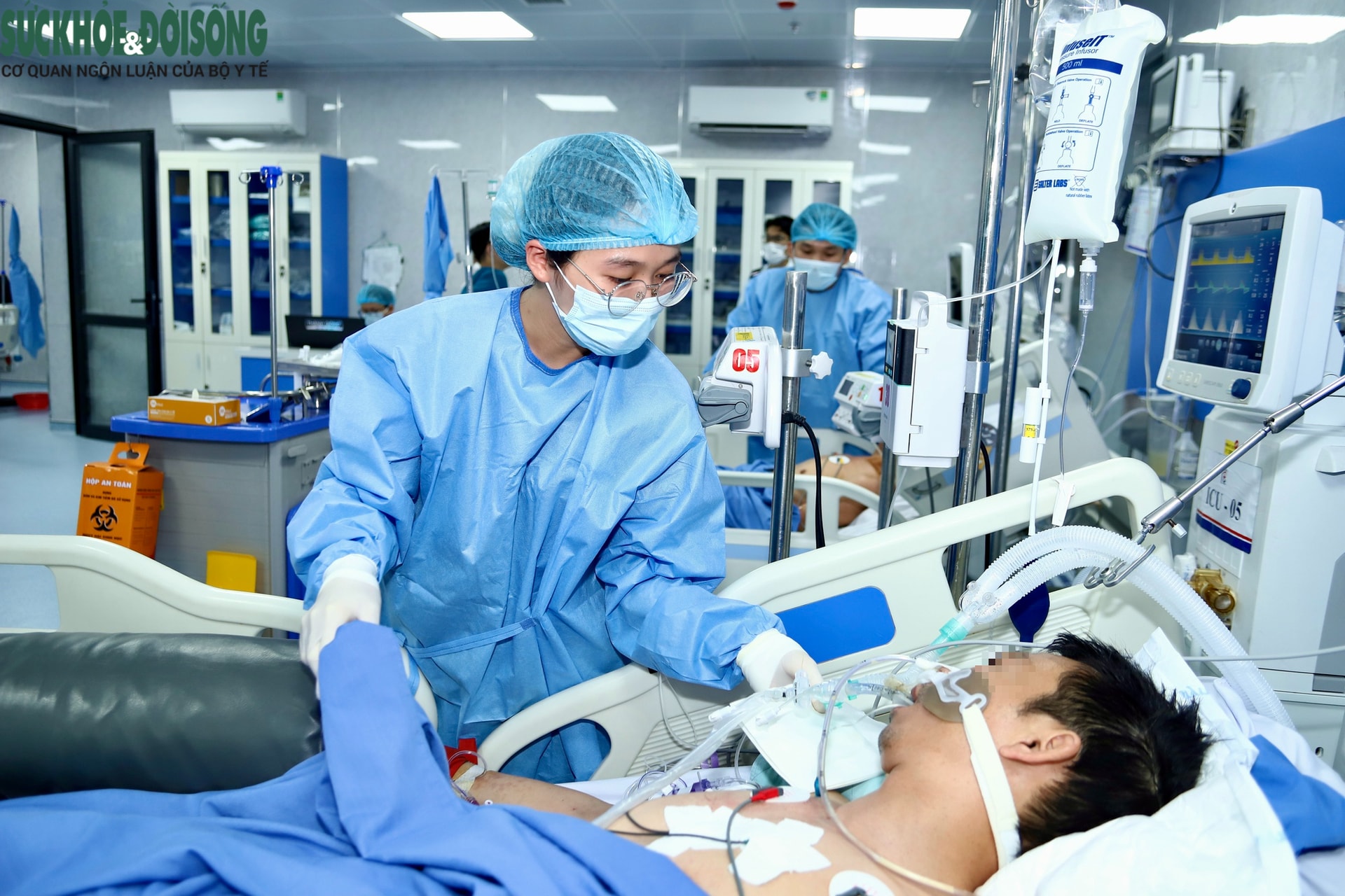 Sau cánh cửa cấp cứu (1): Chạy đua với thời gian để cứu người- Ảnh 3.