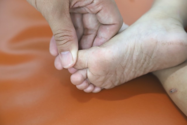 Tay chân miệng vượt ngưỡng cảnh báo, TPHCM tăng cường phòng dịch- Ảnh 2. Tay chân miệng vượt ngưỡng cảnh báo, TPHCM tăng cường phòng dịch- Ảnh 2.