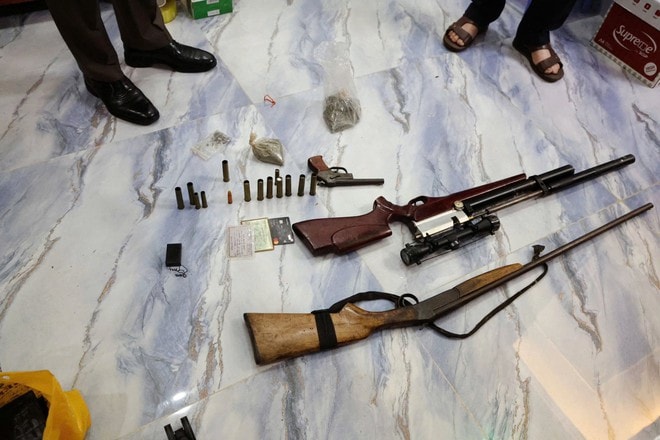 Triệt phá 3 nhóm tội phạm núp bóng doanh nghiệp, thu 4 khẩu súng, giữ khẩn cấp 10 đối tượng- Ảnh 2. Triệt phá 3 nhóm tội phạm núp bóng doanh nghiệp, thu 4 khẩu súng, giữ khẩn cấp 10 đối tượng- Ảnh 2.