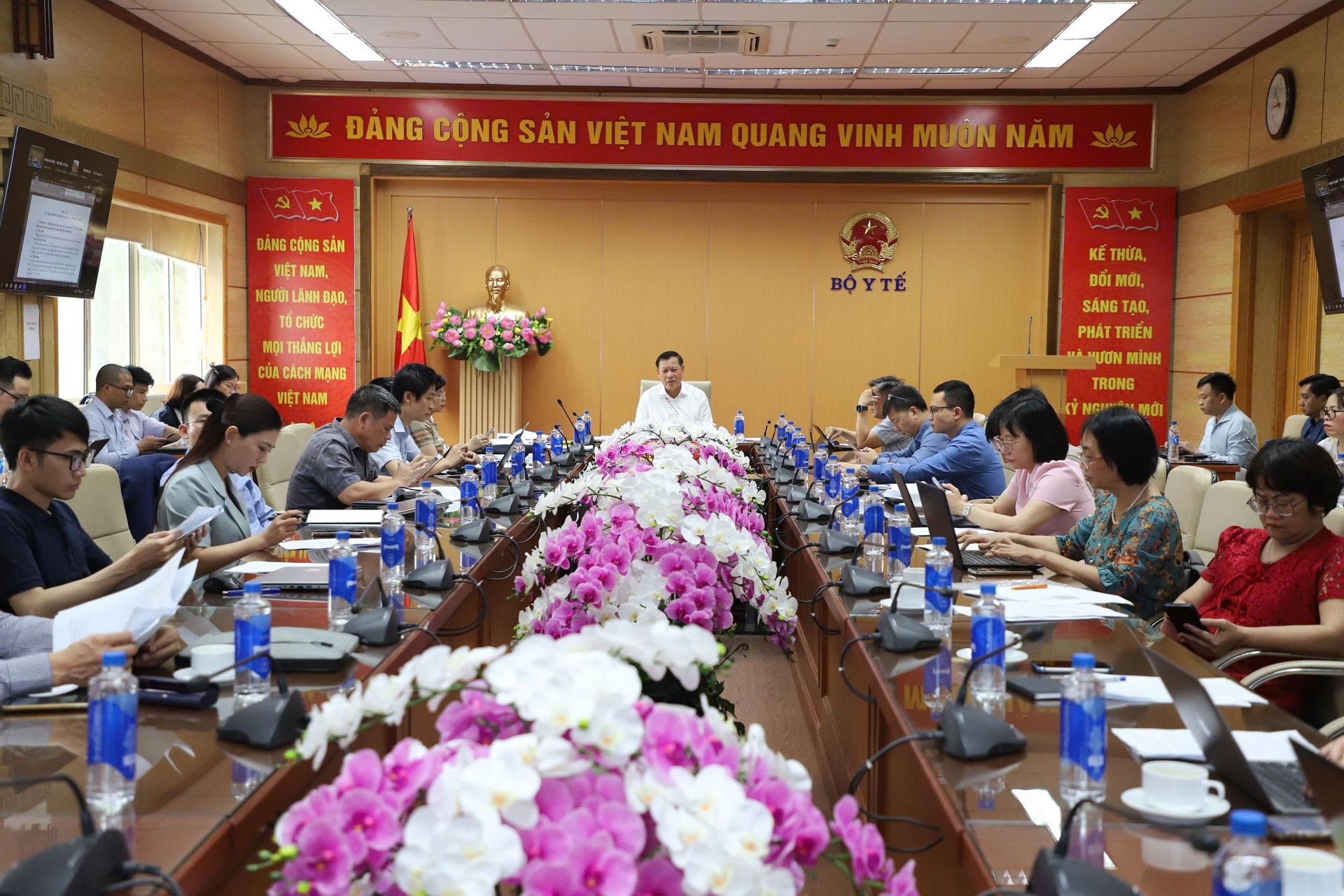 Thúc đẩy tiến độ hoàn thiện hồ sơ chính sách Luật An toàn thực phẩm (sửa đổi)- Ảnh 6. Thúc đẩy tiến độ hoàn thiện hồ sơ chính sách Luật An toàn thực phẩm (sửa đổi)- Ảnh 6.