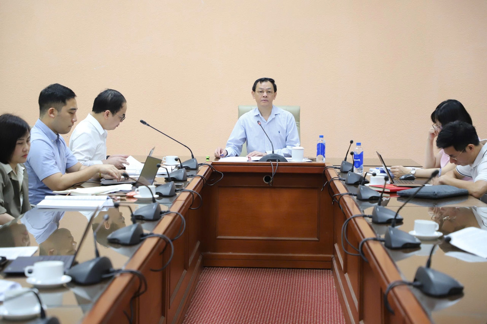 Xây dựng Thông tư mới thay thế quy định hiện hành về thực hành tốt sản xuất thuốc, nguyên liệu làm thuốc - Ảnh 2. Xây dựng Thông tư mới thay thế quy định hiện hành về thực hành tốt sản xuất thuốc, nguyên liệu làm thuốc - Ảnh 2.