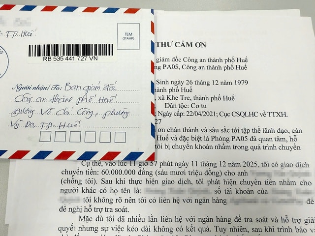 Công an TP Huế giúp người phụ nữ Cơ Tu nhận lại 60 triệu đồng chuyển nhầm- Ảnh 2. Công an TP Huế giúp người phụ nữ Cơ Tu nhận lại 60 triệu đồng chuyển nhầm- Ảnh 2.