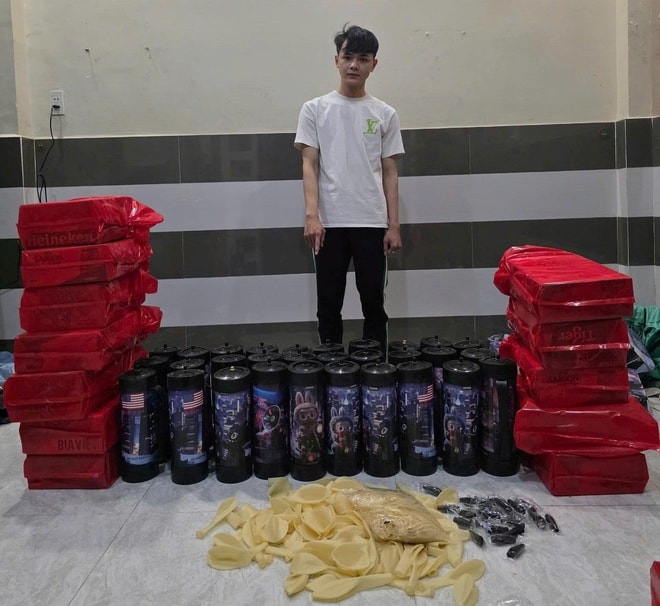 Bắt nhóm buôn 'khí cười' quy mô lớn tại TPHCM- Ảnh 3.