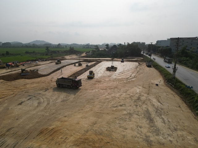 Hiện trạng đường cao tốc 5.200 tỷ nối Đại lộ Thăng Long với cao tốc Hà Nội - Hòa Bình- Ảnh 11.
