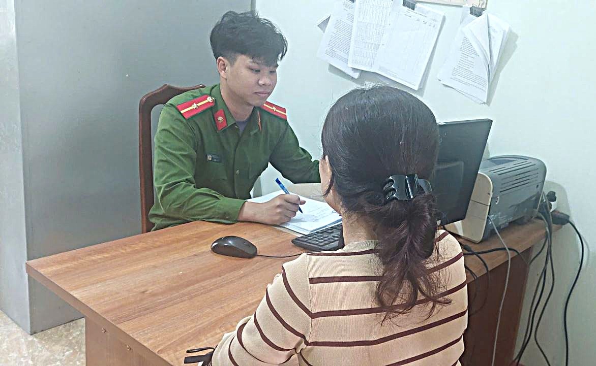 Chia sẻ thông tin sai sự thật về tân binh nhập ngũ, chủ tài khoản Facebook bị triệu tập- Ảnh 1.