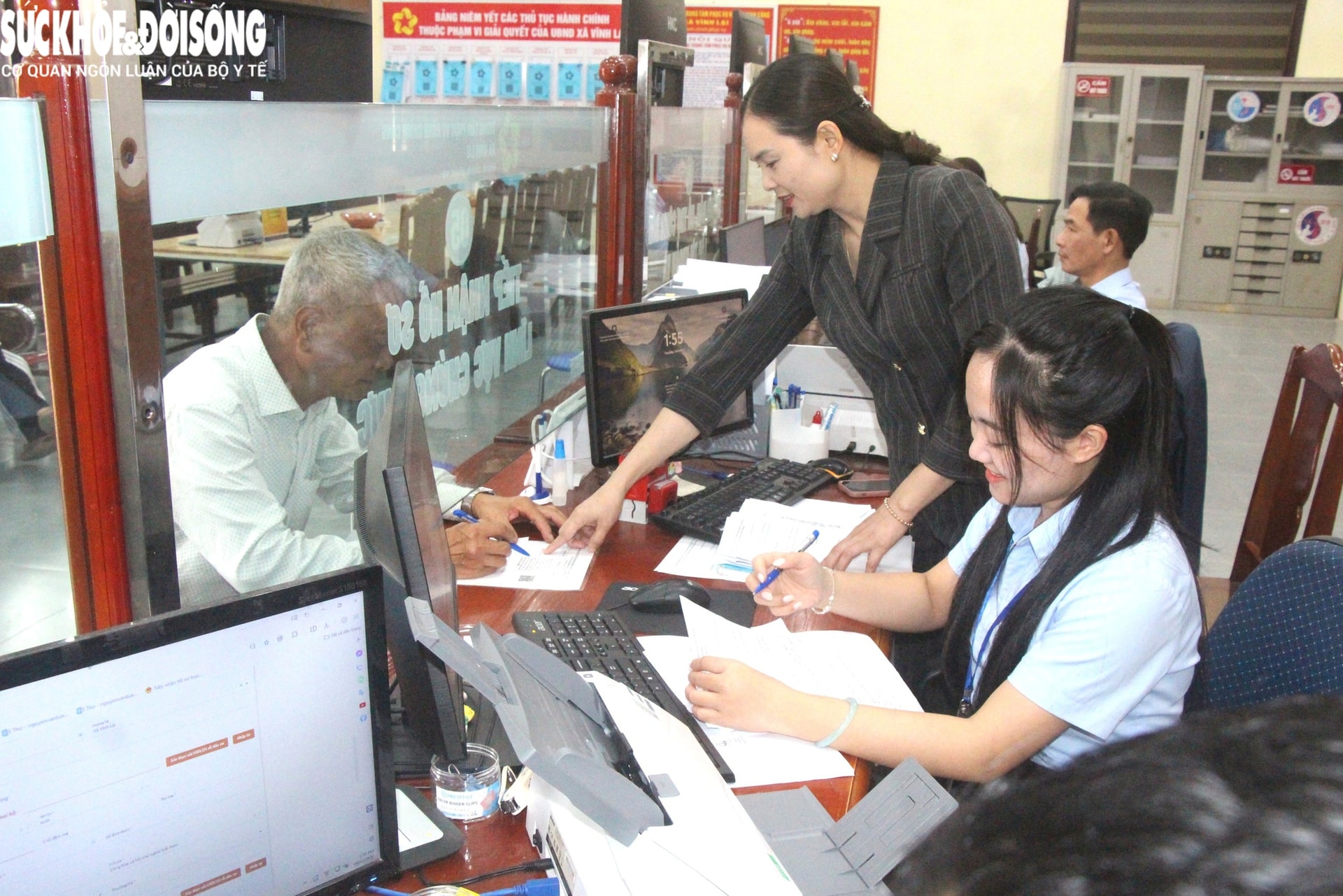 Chủ tịch TP Hải Phòng yêu cầu cắt giảm ít nhất 50% thời gian giải quyết thủ tục hành chính- Ảnh 1.