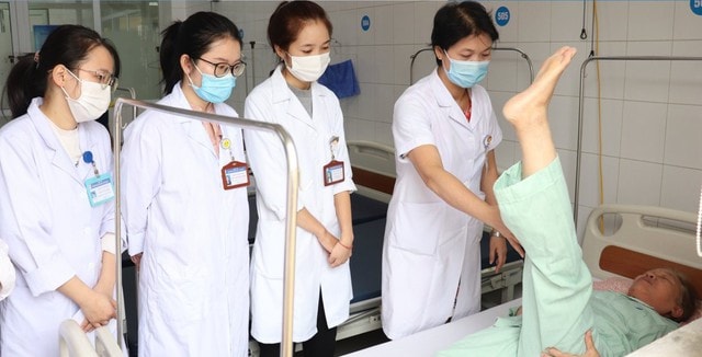 Sát hạch năng lực hành nghề y 2027: Tâm thế ‘người trong cuộc’ trước ngưỡng cửa đổi mới- Ảnh 1. Sát hạch năng lực hành nghề y 2027: Tâm thế ‘người trong cuộc’ trước ngưỡng cửa đổi mới- Ảnh 1.