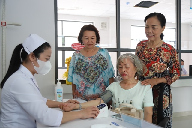 50% người trưởng thành có nguy cơ mắc 'bệnh thời đại'- Ảnh 1.