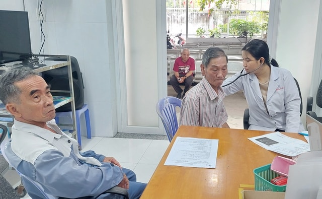 TPHCM đồng loạt tầm soát bệnh tại 60 địa điểm- Ảnh 1.