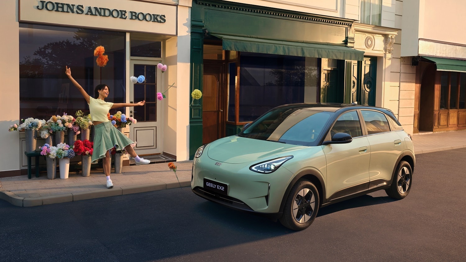 Geely EX2 và EX5 EM-i: Nhỏ gọn hiện đại, sạc đầy pin đổ đầy xăng đi 1.800 km - 3