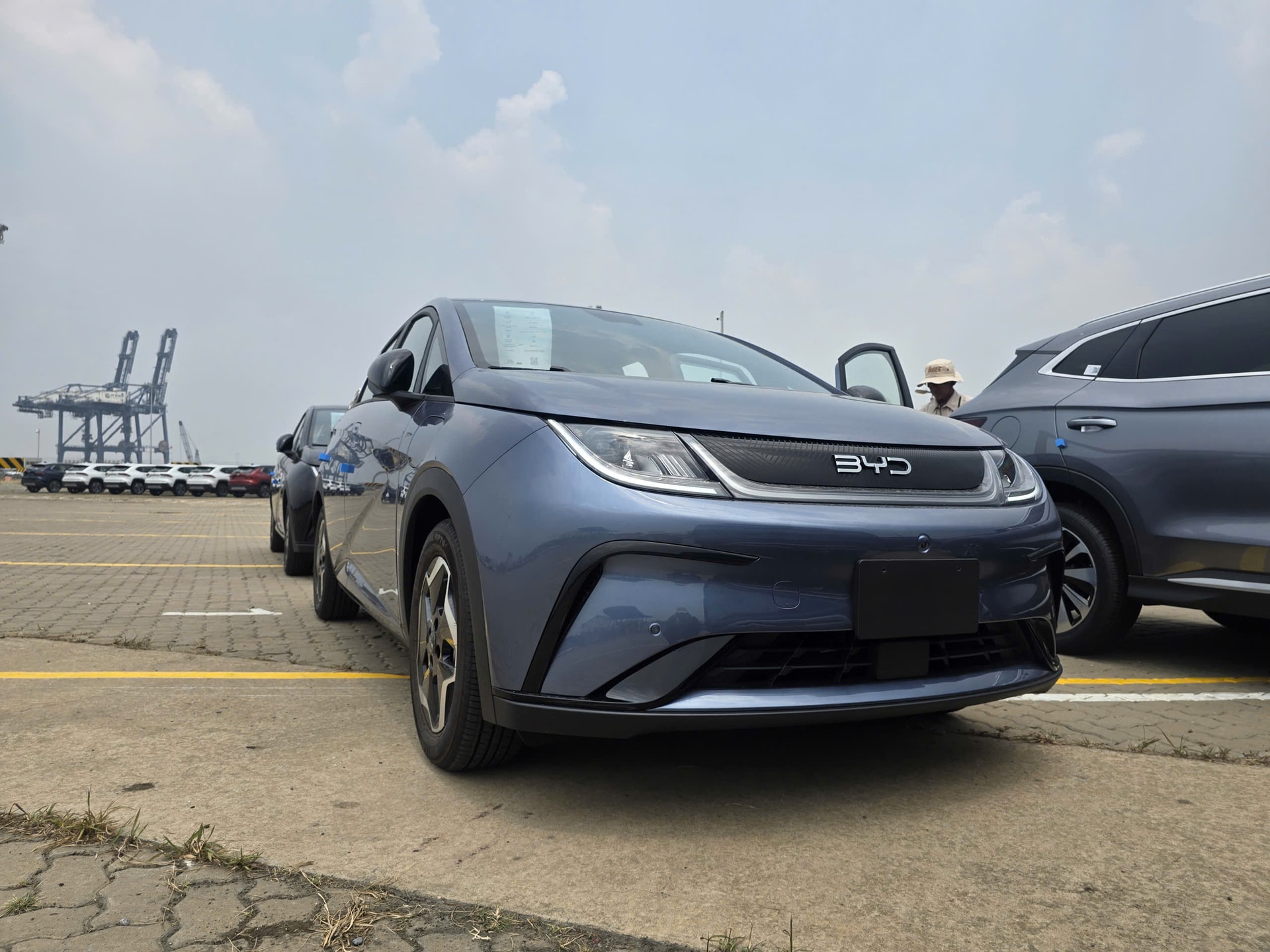 BYD Dolphin bản 2026 được cải thiện trang bị an toàn, đồng thời tăng dung lượng pin và phạm vi hoạt động.