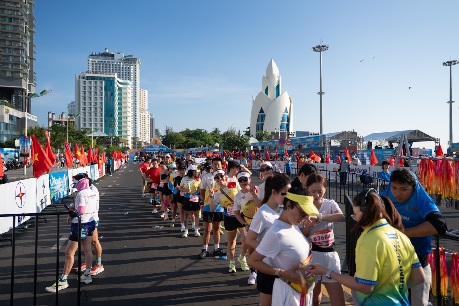 Toàn cảnh Tiền Phong Marathon 2026: vẫn giữ được sức hút sau nhiều thập kỷ- Ảnh 1.