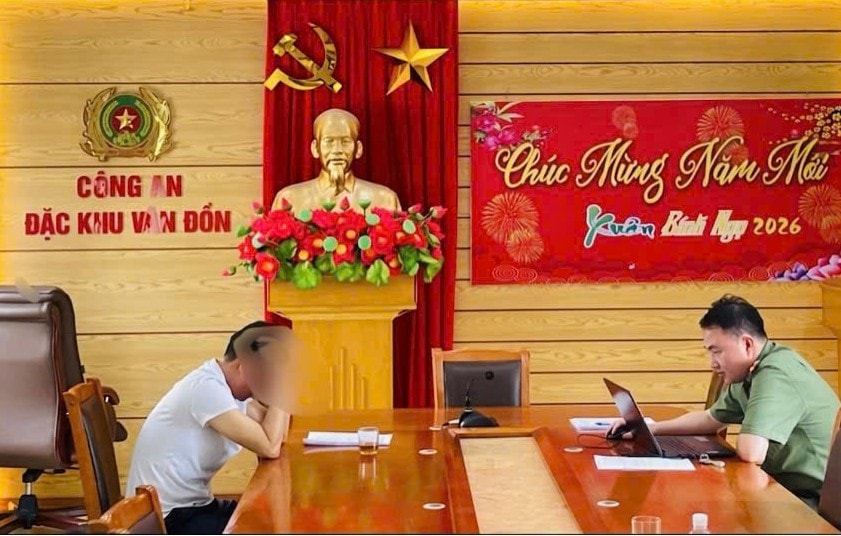 Chia sẻ thông tin sai sự thật, xúc phạm uy tín lực lượng công an, nam thanh niên bị xử phạt- Ảnh 1. Chia sẻ thông tin sai sự thật, xúc phạm uy tín lực lượng công an, nam thanh niên bị xử phạt- Ảnh 1.