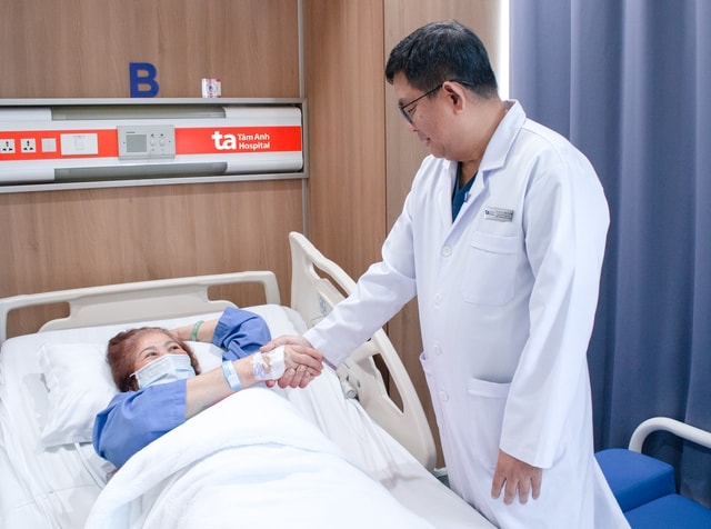 Việt Nam lần đầu có Robot AI thay khớp thế hệ mới, tăng cao hiệu quả và an toàn- Ảnh 3.