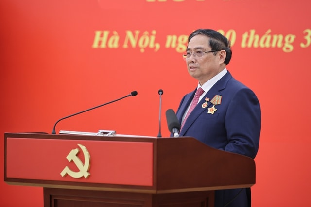 Tổng Bí thư Tô Lâm trao Huân chương Quân công hạng Nhất, Huy hiệu Đảng cho các lãnh đạo, nguyên lãnh đạo- Ảnh 6.