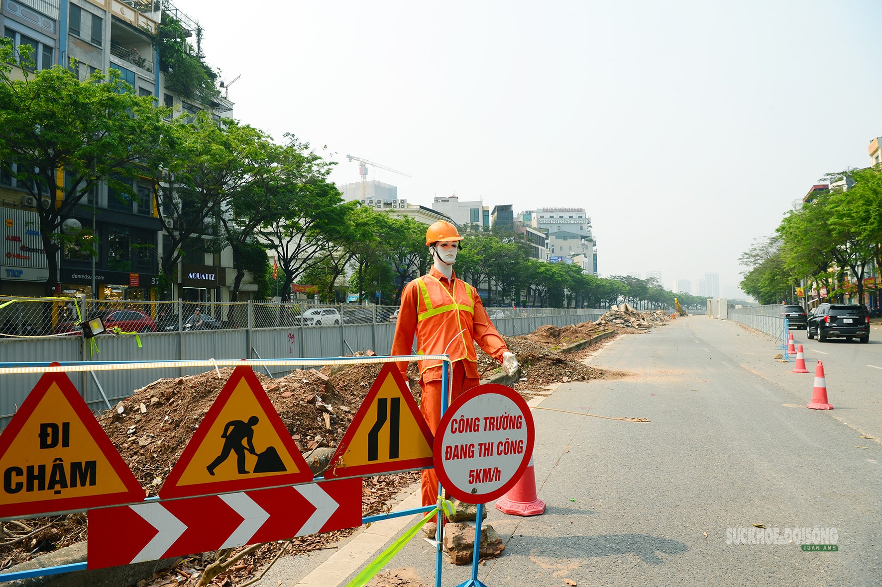 Cận cảnh công trường chống ngập trên đường Võ Chí Công, Hà Nội- Ảnh 12. Cận cảnh công trường chống ngập trên đường Võ Chí Công, Hà Nội- Ảnh 12.