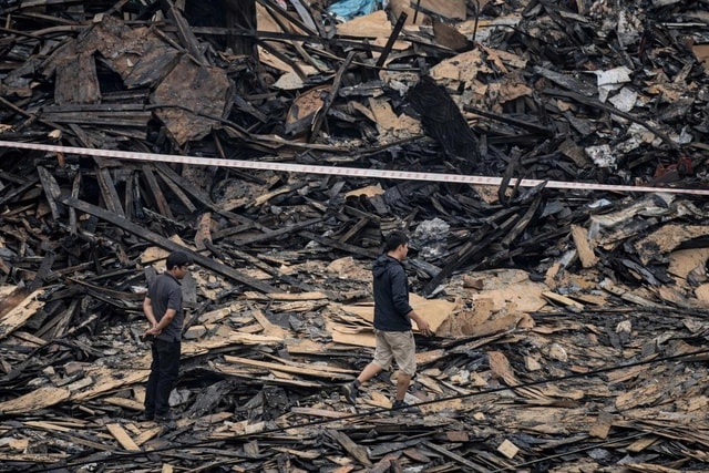 Khung cảnh hoang tàn sau vụ cháy nhà xưởng ở Thanh Liệt, Hà Nội- Ảnh 8.