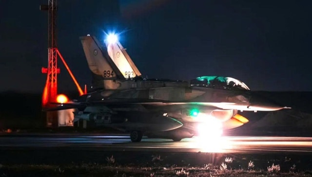 Tiêm kích F-16 Israel mang bom chùm tấn công Iran?- Ảnh 1.