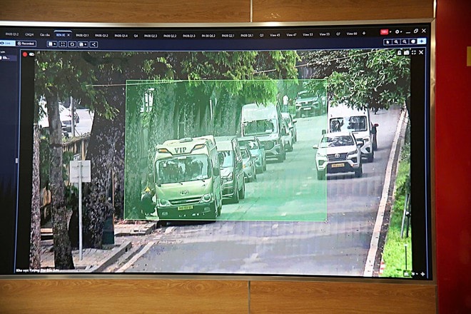 Tài xế lưu ý: Camera AI Hà Nội bắt lỗi dừng đỗ, rời đi vẫn nhận thông báo phạt.- Ảnh 3.