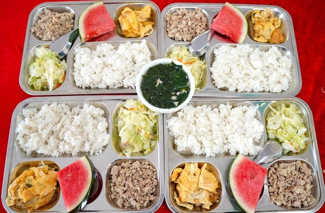 Vụ 300 tấn thịt lợn bệnh: ‘Con tôi đã ăn gì ở trường suốt thời gian qua?- Ảnh 1.