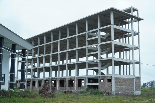 Cận cảnh dự án 670 tỷ đồng 'đắp chiếu' trên đất vàng tại Thanh Hóa vừa bị thu hồi- Ảnh 2.