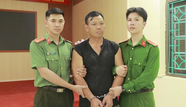 Bắt đối tượng thường xuyên đăng bài xuyên tạc trên Facebook- Ảnh 1.