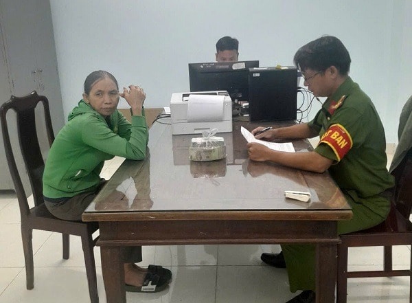 Bắt kẻ trộm 300 triệu, thu hồi toàn bộ tang vật sau chưa đầy 1 giờ truy xét- Ảnh 1. Bắt kẻ trộm 300 triệu, thu hồi toàn bộ tang vật sau chưa đầy 1 giờ truy xét- Ảnh 1.