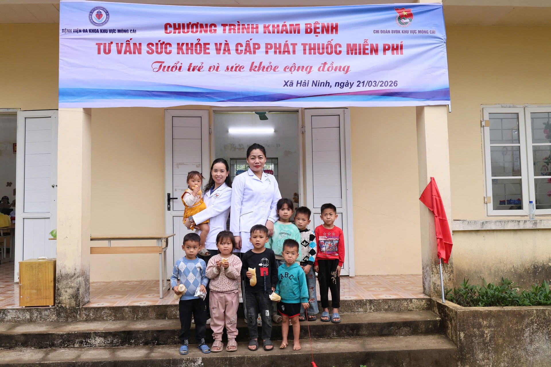 Hưởng ứng Ngày sức khỏe toàn dân 7/4: Quảng Ninh triển khai khám, tư vấn và truyền thông y tế, từ học đường đến cộng đồng - Ảnh 11. Hưởng ứng Ngày sức khỏe toàn dân 7/4: Quảng Ninh triển khai khám, tư vấn và truyền thông y tế, từ học đường đến cộng đồng - Ảnh 11.