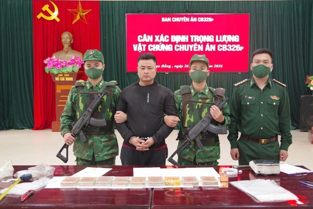 Bắt giữ đối tượng vận chuyển gần 3kg heroin tại Cao Bằng- Ảnh 1.