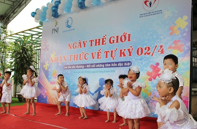 'Lan tỏa yêu thương' với trẻ tự kỷ: Hành trình của kiên nhẫn, thấu hiểu và hy vọng- Ảnh 6.