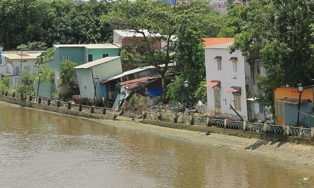 TPHCM đẩy nhanh khởi công các dự án chống sạt lở ở bán đảo Thanh Đa, vướng mặt bằng vẫn là 'nút thắt'- Ảnh 1.