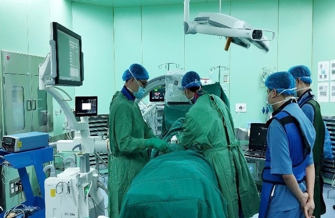 Bệnh viện ĐK TP Vinh triển khai Đơn vị chống đau - Khám, điều trị chuyên sâu các bệnh lý đau mạn tính, đau do bệnh lý thần kinh, cột sống, cơ xương khớp- Ảnh 2. Bệnh viện ĐK TP Vinh triển khai Đơn vị chống đau - Khám, điều trị chuyên sâu các bệnh lý đau mạn tính, đau do bệnh lý thần kinh, cột sống, cơ xương khớp- Ảnh 2.